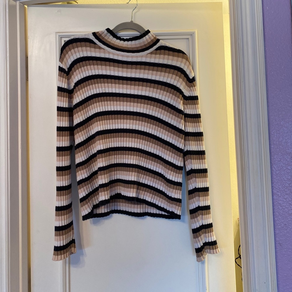 Mockneck Sweater